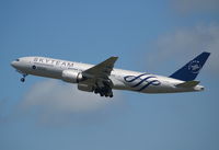 B-2056 @ LFPG - Skyteam Logojet