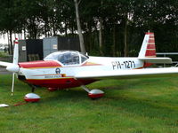 PH-1271 @ EHVK - Scheibe SF25C Bergfalke PH-1271 Zweefvliegclub Volkel - by Alex Smit