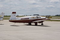 N9386M @ KATW - 1966 Mooney M20F