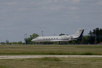 N155RJ @ KATW - 1998 Gulfstream Aerospace G-IV
