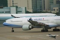 B-18312 @ VHHH - China Airlines - by Michel Teiten ( www.mablehome.com )