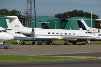 N711RL @ EGGW - Gulf V at Luton - by Terry Fletcher