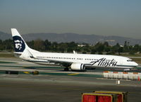 N307AS @ LAX - Alaska 2001 Boeing 737-990 - by Steve Nation