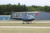 N77HX @ MGN - Landing RWY 28 - by Mel II
