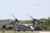 166689 @ KDPA - MV-22, 166689/VMM-162, in position RWY 20R KDPA, Katina on short final RWY 28 - by Mark Kalfas