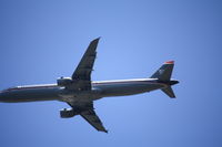 N188US @ SEA - SEATTLE-MINNEAPOLIS - by elguyo18