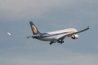 VT-JWH @ EBBR - Flight 9W227 is taking off from rwy 07R and flying back to Mumbai