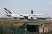F-GIUD @ LFPG - on landing at CDG - by juju777
