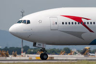 OE-LPC @ VIE - Boeing 777-2Z9