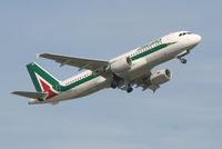 EI-DTE @ EBBR - Flight AZ151 is taking off from rwy 07R - by Daniel Vanderauwera