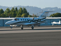 N525LM @ KSMO - N525LM arriving on RWY 21 - by Torsten Hoff