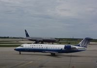 N979SW @ KORD - CL-600-2B19 - by Mark Pasqualino