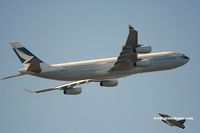 B-HXL @ VHHH - Cathay Pacific - by Michel Teiten ( www.mablehome.com )