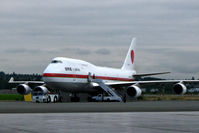 20-1101 @ YVR - Awaiting departure of 20-1102 taking Japanese Emperor and Empress to Hawaii