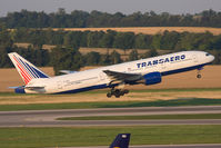 EI-UNX @ LOWW - -
