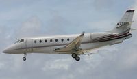 N738QS @ TNCM - Landing 10