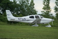 N73JQ @ I19 - 2006 SR22