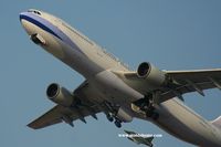 B-18301 @ VHHH - China Airlines