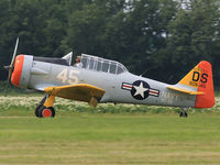 N645DS @ D52 - Arriving at D52