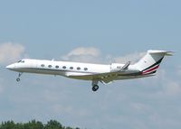 N531QS @ SHV - Landing on runway 14 at the Shreveport Regional airport. - by paulp