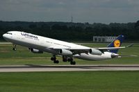 D-AIGO @ EDDL - Lufthansa A340-300