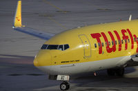 D-AHXC @ SZG - Boeing 737-7K5 - by Juergen Postl