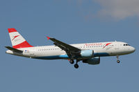 OE-LBS @ VIE - Airbus A320-214 - by Juergen Postl
