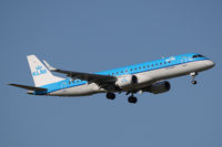 PH-EZC @ VIE - Embraer ERJ190-100LR 190LR - by Juergen Postl