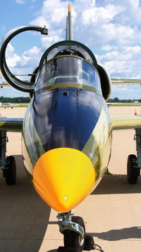 N39MX @ KDPA - L39C, N39MX on the ramp KDPA. - by Mark Kalfas