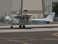 N83AF @ KSMO - N83AF arriving on RWY 21 - by Torsten Hoff