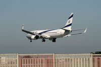 4X-EKP @ EBBR - several seconds before landing on rwy 25L
