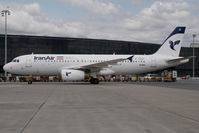 EP-IEB @ VIE - Iran Air Airbus 320