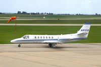 N911CB @ CID - Taxiing to Runway 27 for departure