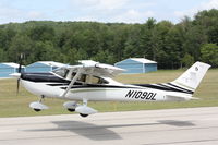 N109DL @ N98 - Departing RWY 27