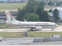 CN-RNQ @ LFPO - Taxi-ing for departure