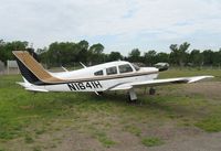 N1641H @ KMIC - 1977 Piper PA-28R-201 - by Kreg Anderson