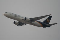 N318UP @ KLAX - UPS Boeing 767-34AF, N318UP departing 25L KLAX. - by Mark Kalfas