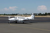 N246SD @ SAC - Raytheon Aircraft Company B300 taxiing to ramp in 100 degree heat - by Steve Nation