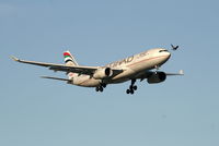 A6-EYJ @ EBBR - arrival of flight EY057 to rwy 02