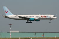 C-FLOX @ EBBR - descending to rwy 07L - flying for Jetairfly Belgium