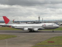 JA402J @ EGLL - JAL Cargo rolling
