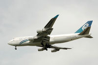 ZK-NBW @ YVR - Landing at YVR