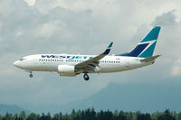 C-GWBF @ YVR - Landing at YVR