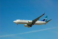 C-GWSA @ YVR - Landing at YVR