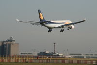 VT-JWK @ EBBR - several seconds before landing on rwy 02