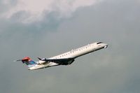 N340CA @ YVR - takeoff