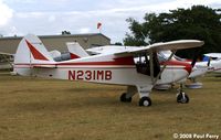 N231MB - Colling her heels