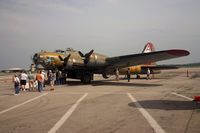 N93012 @ MKC - cOLLINS fOUNDATION @ kANSAS CITY, MO. - by Floyd French