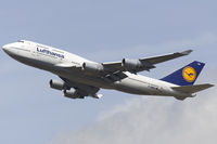 D-ABVH @ EDDF - departing EDDF