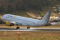EC-KLB @ GCXO - Vueling A320